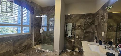 146 Moreau Parkway, Tiny, ON - Indoor Photo Showing Bathroom