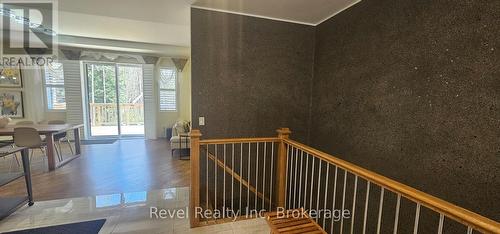 146 Moreau Parkway, Tiny, ON - Indoor Photo Showing Other Room