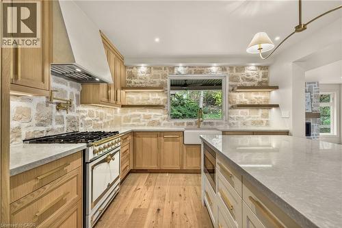 393 Hess Street S, Hamilton, ON 