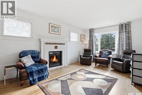 2543 Garnet Street, Regina, SK - Indoor Photo Showing Living Room With Fireplace