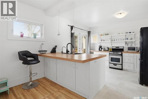 2543 Garnet Street, Regina, SK - Indoor Photo Showing Kitchen