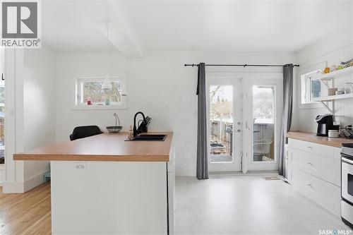 2543 Garnet Street, Regina, SK - Indoor Photo Showing Kitchen