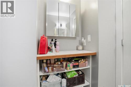 2543 Garnet Street, Regina, SK - Indoor