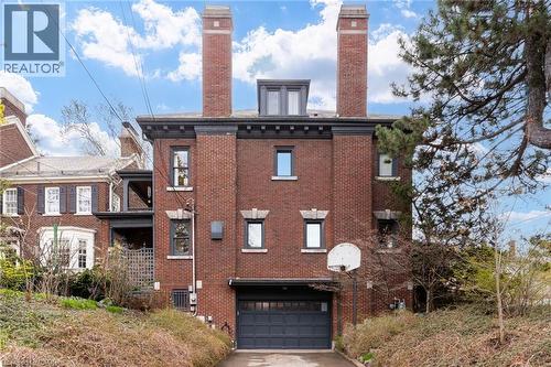 5 Undercliffe Avenue, Hamilton, ON - Outdoor
