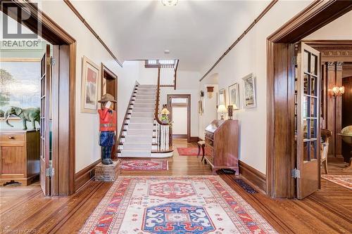 5 Undercliffe Avenue, Hamilton, ON - Indoor Photo Showing Other Room