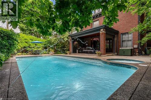 5 Undercliffe Avenue, Hamilton, ON - Outdoor With In Ground Pool With Backyard