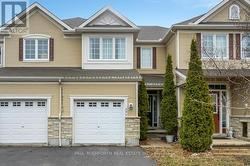 606 PAMPLONA PRIVATE Ottawa, ON K2J 5T4