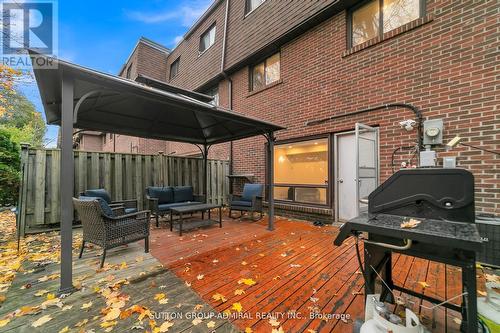 40 Stately Way, Markham, ON - Outdoor With Exterior