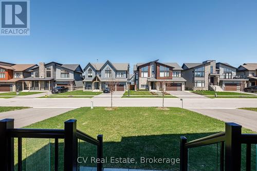 111 Stoneleigh Drive, Blue Mountains, ON - Outdoor With Facade