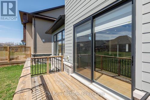111 Stoneleigh Drive, Blue Mountains, ON - Outdoor With Exterior