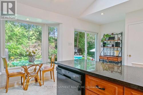 1373 Queen Victoria Avenue, Mississauga, ON - Indoor