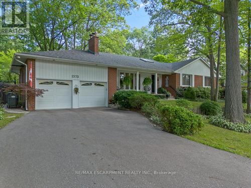 1373 Queen Victoria Avenue, Mississauga, ON - Outdoor With Facade