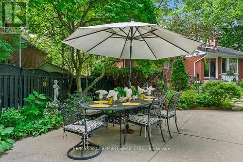 1373 Queen Victoria Avenue, Mississauga, ON - Outdoor