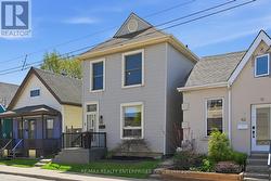 44 BURTON STREET Hamilton, ON L8L 3P8