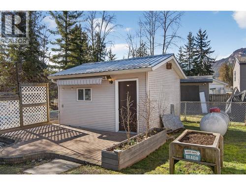5 Bc97A Highway Unit# 11, Sicamous, BC 