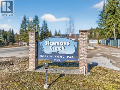 5 Bc97A Highway Unit# 11, Sicamous, BC 