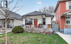 924 MARENTETTE AVENUE Windsor, ON N9A 2A3
