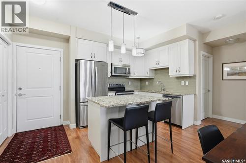 323 1025 Moss Avenue, Saskatoon, SK - Indoor Photo Showing Kitchen With Upgraded Kitchen