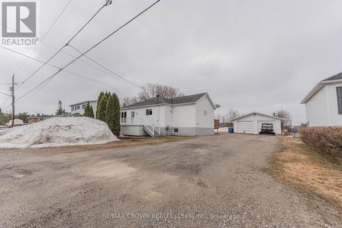 43 DE L'ETANG BOULEVARD  Kapuskasing, ON P5N 2M6