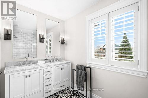 32 Feldspar Crescent, Ottawa, ON - Indoor Photo Showing Bathroom