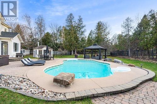32 Feldspar Crescent, Ottawa, ON - Outdoor With In Ground Pool With Backyard