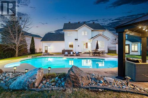 32 Feldspar Crescent, Ottawa, ON - Outdoor With In Ground Pool