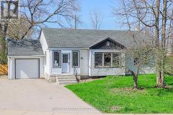 5 MEADOWVALE DRIVE St. Catharines (Lakeport), ON L2N 3Z6