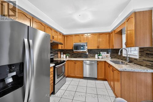 6 Creekwood Drive, Brampton, ON - Indoor Photo Showing Kitchen With Stainless Steel Kitchen With Double Sink