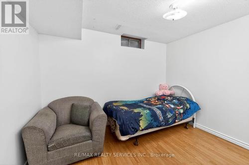 6 Creekwood Drive, Brampton, ON - Indoor Photo Showing Bedroom