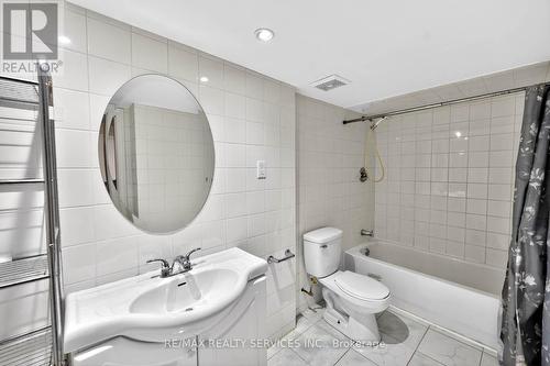 6 Creekwood Drive, Brampton, ON - Indoor Photo Showing Bathroom