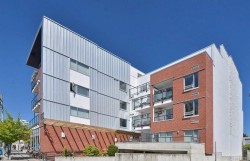 208-932 Johnson St Victoria, BC V8V 3N4