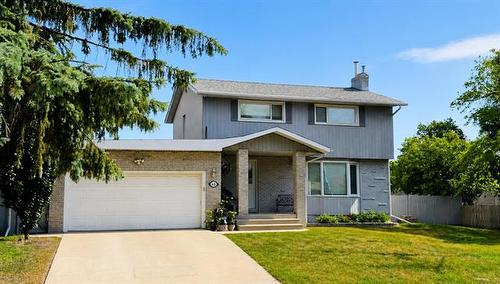 63 Mattinee BAY  Winnipeg, MB R2G 1X9