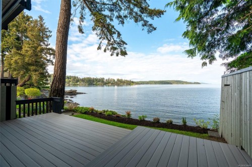 16-2330 Harbour Rd, Sidney, BC 
