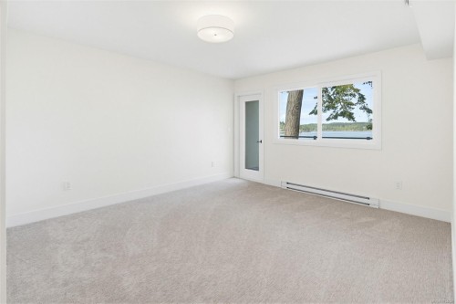 16-2330 Harbour Rd, Sidney, BC 