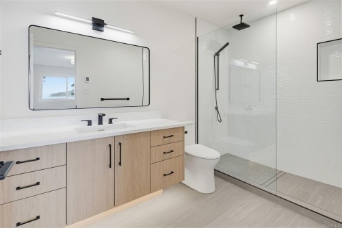 16-2330 Harbour Rd, Sidney, BC 