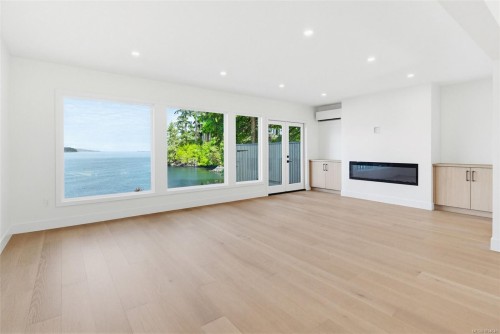16-2330 Harbour Rd, Sidney, BC 