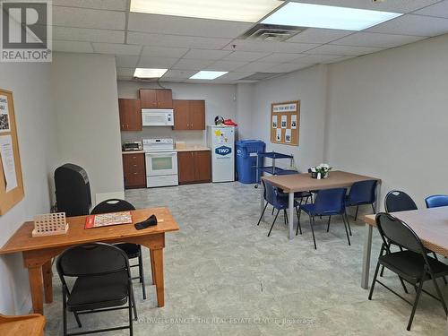 920 Sheldon Court, Burlington, ON 