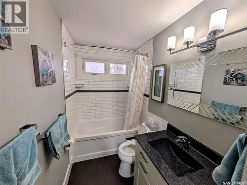 24 Dryburgh Crescent, Regina, SK - Indoor
