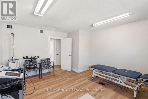 1310 Woodward Avenue, Ottawa, ON 