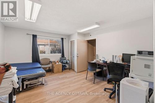 1310 Woodward Avenue, Ottawa, ON 