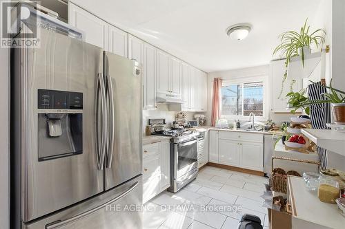Upstairs residential unit - 1310 Woodward Avenue, Ottawa, ON 