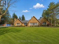 2033 NIAGARA RIVER PARKWAY Fort Erie, ON L2A 5M4