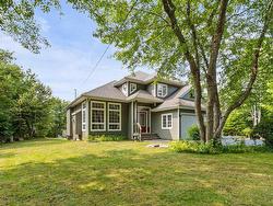80 Tudor Lane  Stillwater Lake, NS B3Z 4J1