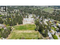 Glenrosa Elementary 6 minute walk. - 