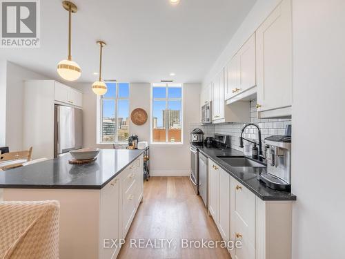 805 - 36 James Street S, Hamilton, ON - Indoor Photo Showing Kitchen With Upgraded Kitchen