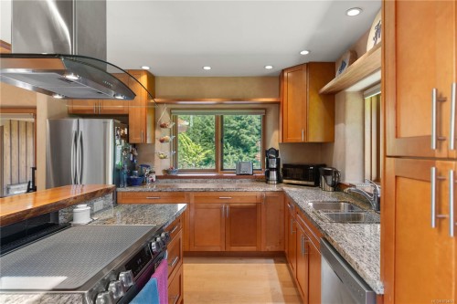 7708 West Coast Rd, Sooke, BC 
