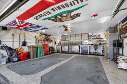Garage - 