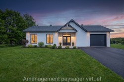 73 Rue Dumont Lac-Brome, QC J0E 1R0