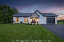 Façade - 73 Rue Dumont, Lac-Brome, QC  - Outdoor 