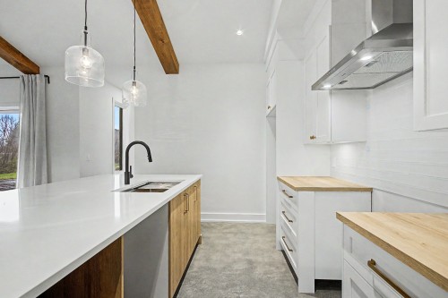 Cuisine - 73 Rue Dumont, Lac-Brome, QC - Indoor Photo Showing Kitchen